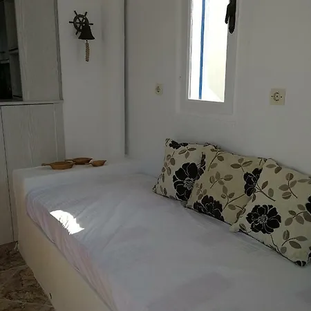 Captain's Andrew Hide Away בית נופש